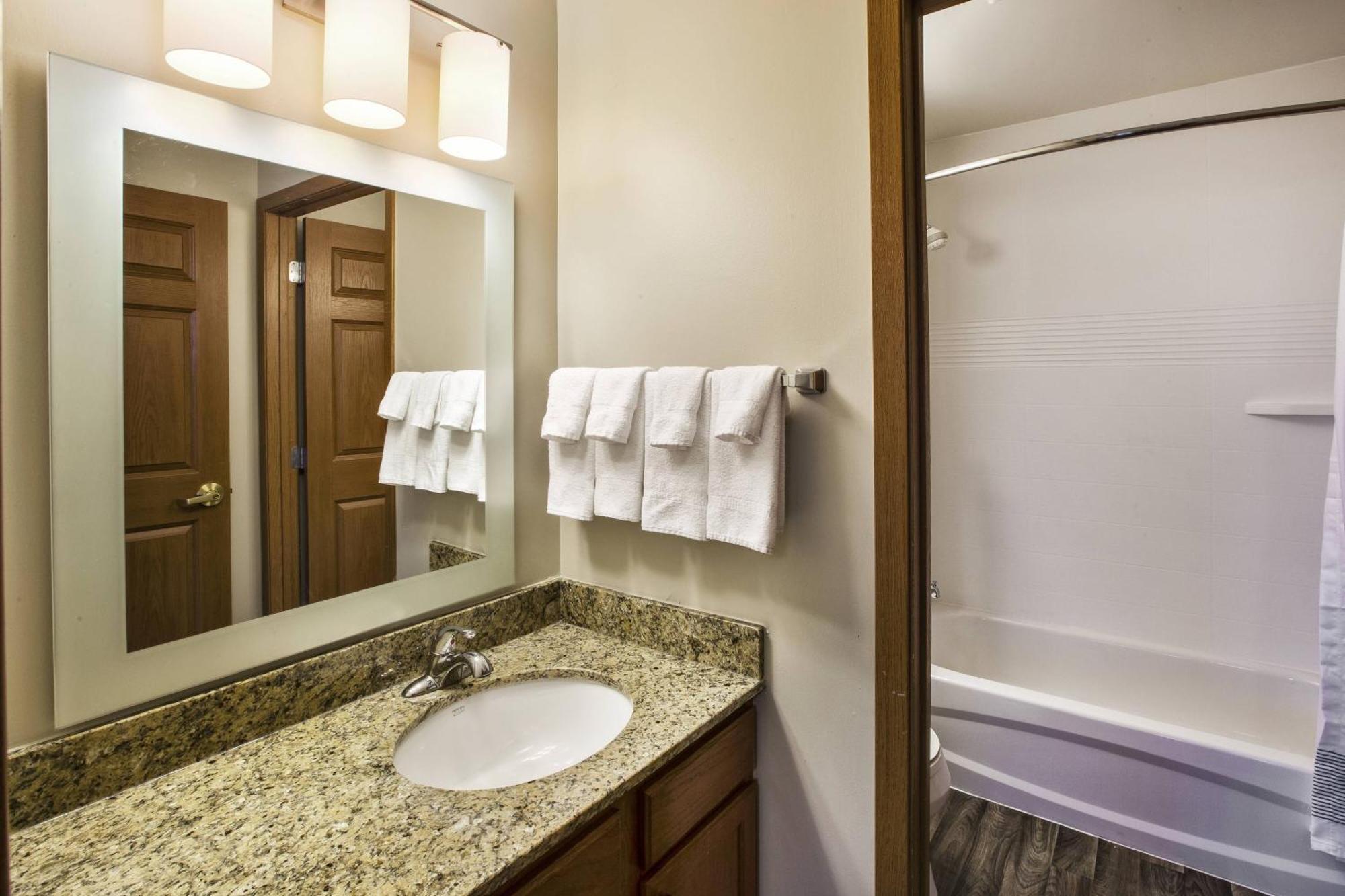 TownePlace Suites Detroit Sterling Heights Exterior foto